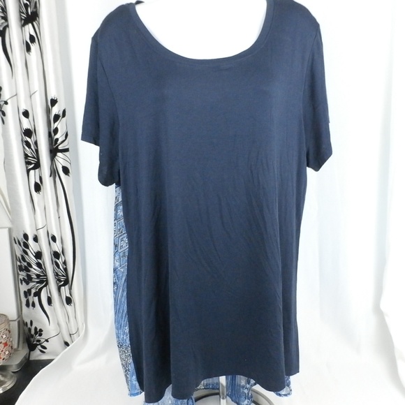 Bobeau Navy  tee Sheer pattern hi-low back 1X - Picture 4 of 6